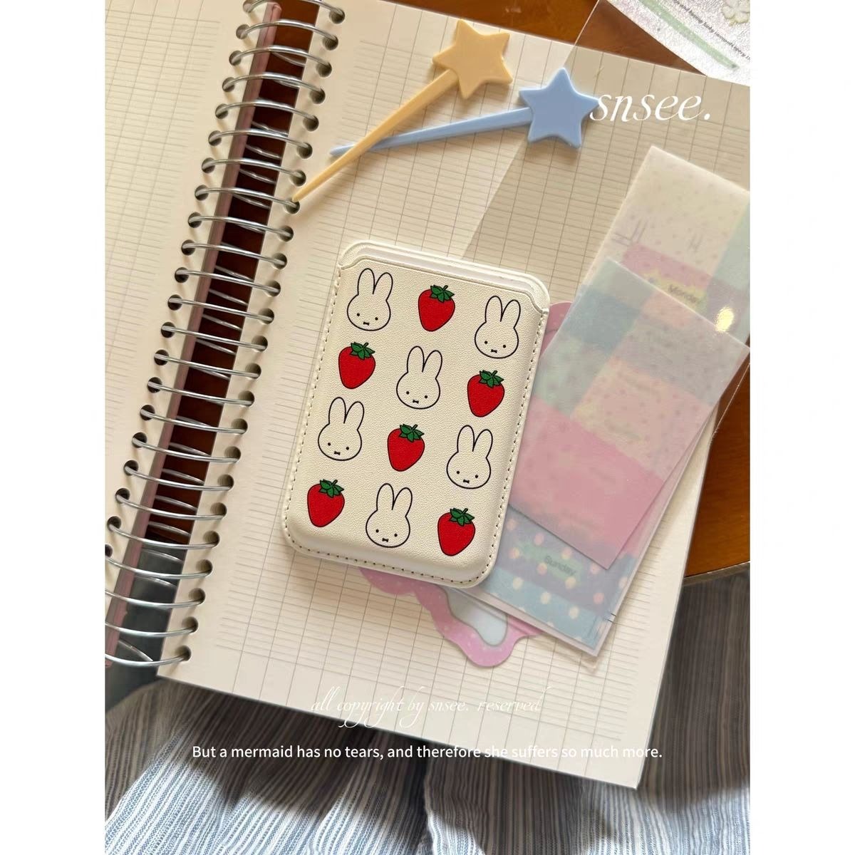 เคสใส่บัตรแม่เหล็ก Miffy กระต่ - Strawberry Huller บทวิจารณ์และราคา